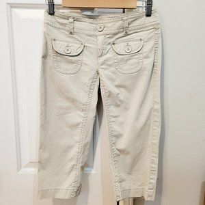 Ladies Capri's/Cropped